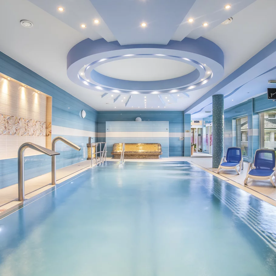 Wellness Orchidea - krytý bazén Wellness Orchidea - krytý bazén